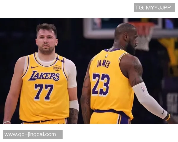 杨毅分析湖人战术选择认为詹姆斯影响东契奇表现宁愿全力支持东契奇